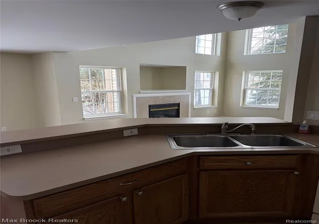 Homes for sale in Auburn Hills, MI | 302 N Vista, Auburn Hills, MI 48326 | MLS# 60972457