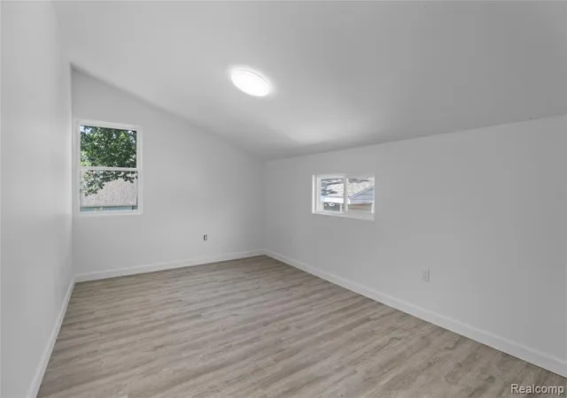 28th image of 3051 Elmwood Dr, Fort Gratiot, MI 48059 | MLS# 61007230