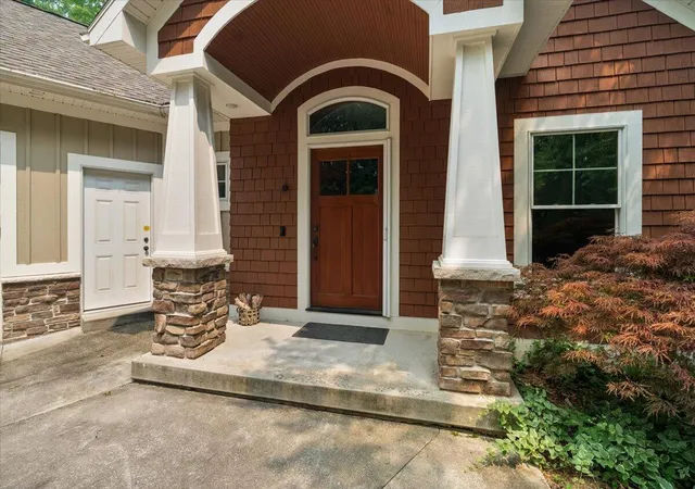 Photo 3 of Single family home for sale at 2066 Meek Dr, Belmont, MI 49306 | MLS# 70546499 | Listing updated on 2026-08-24