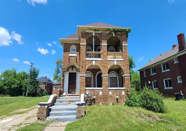 1st image of 3330 Tuxedo St, Detroit, MI 48206 | MLS# 60252382