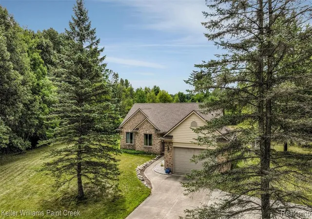 2nd image of 210 Mayfield, Leonard, MI 48367 2431 | MLS# 61023581