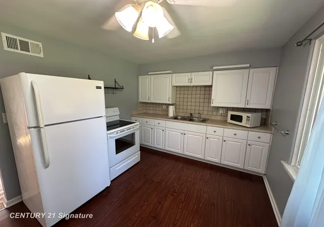 3rd image of 505 Yale Dr, Durand, MI 48429 | MLS# 50219253