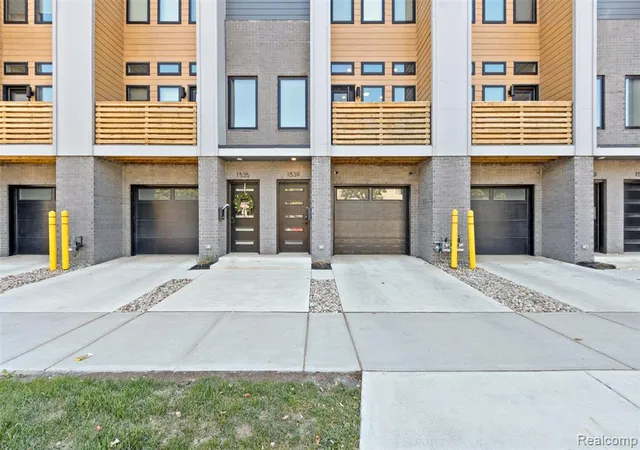 1st image of 1539 Pallister #9, Detroit, MI 48206 | MLS# 60944423