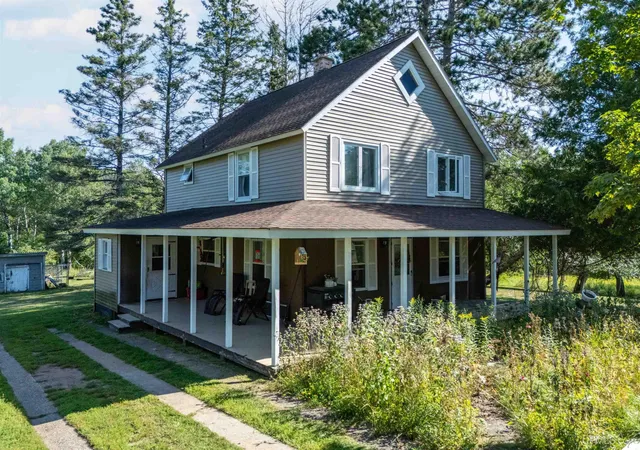 Photo 1 of Single family home for sale at 994 W Hiawatha Rd, Iron River, MI 49935 | MLS# 50219072 | Listing updated on 2026-08-19