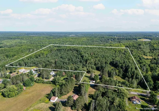 Photo 40 of Single family home for sale at 994 W Hiawatha Rd, Iron River, MI 49935 | MLS# 50219072 | Listing updated on 2026-08-19
