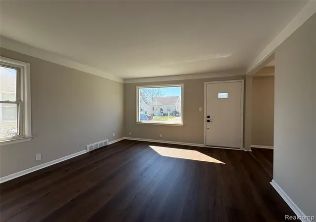 Homes for sale in Hazel Park, MI | 164 W Browning Ave, Hazel Park, MI 48030 | MLS# 60983265