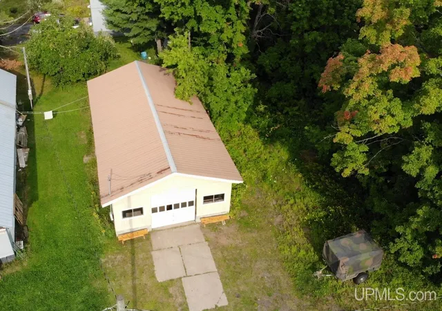 Land for sale at 41941 Wilson Memorial Dr, Chassell, MI 49916 | MLS# 50219740