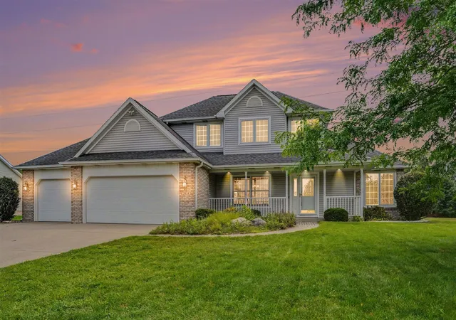 Photo 1 of Sale Pending at 3854 Reynolds St, Kalamazoo, MI 49048 | MLS# 70552132 | Listing updated on 2026-09-04