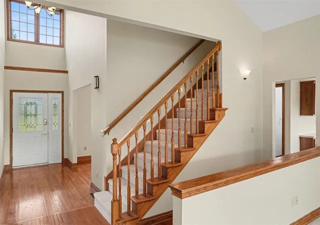 Photo 4 of Sale Pending at 3854 Reynolds St, Kalamazoo, MI 49048 | MLS# 70552132 | Listing updated on 2026-09-04