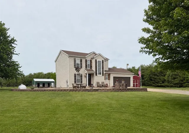 Homes for sale in Eau Claire, MI | 6585 Sinclair Rd, Eau Claire, MI 49111 | MLS# 70544565