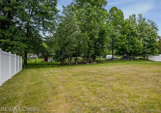 31st image of 33506 Carly Ct, Westland, MI 48186 | MLS# 61000237