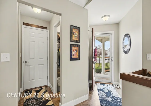 image of 87 Tuscany Cir, Saginaw, MI 48603 | MLS# 50203382