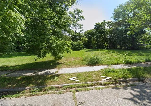 1st image of 00 N Roselawn, Pontiac, MI 48342 | MLS# 60994920