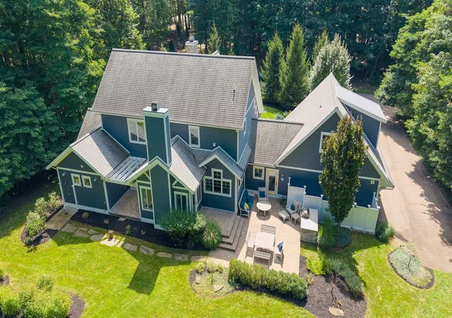 Photo 3 of Sale Pending at 6927 Old Owl Dr, Fennville, MI 49408 | MLS# 70554040 | Listing updated on 2026-09-17