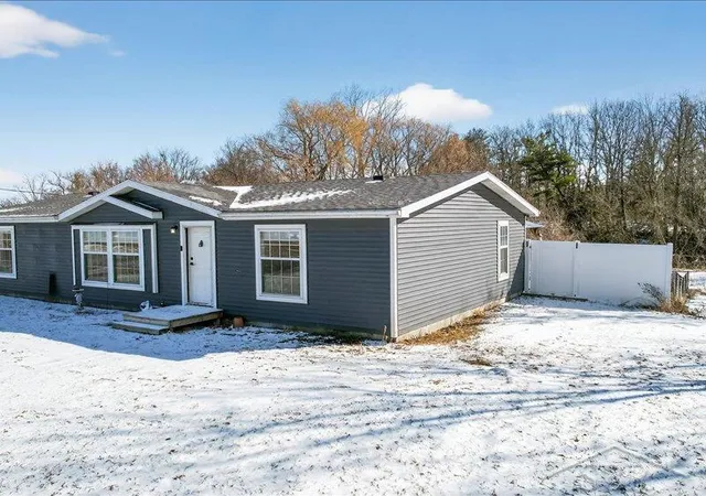 Homes for sale in Standish, MI | 3413 Arenac-State Rd, Standish, MI 48658 | MLS# 50200127
