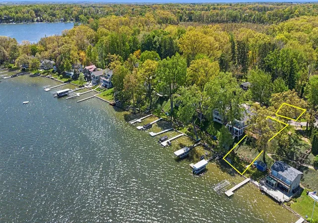 Homes for sale in Eau Claire, MI | 33724 Forest Beach Rd, Eau Claire, MI 49111 | MLS# 50212735