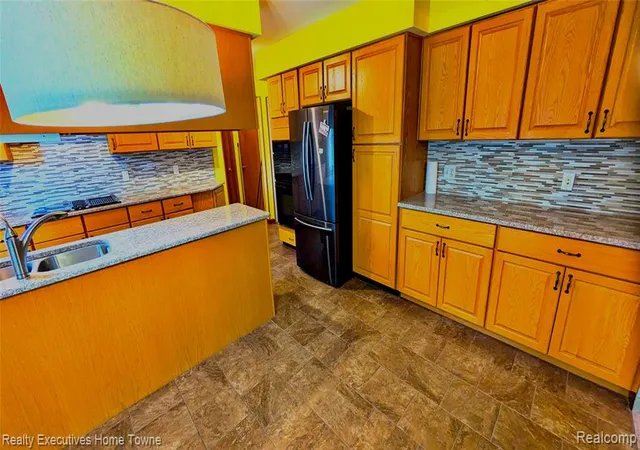 Photo 4 of Single family home for sale at 46955 Shiloh Way, Shelby Township, MI 48317 | MLS# 61021361 | Listing updated on 2026-08-15