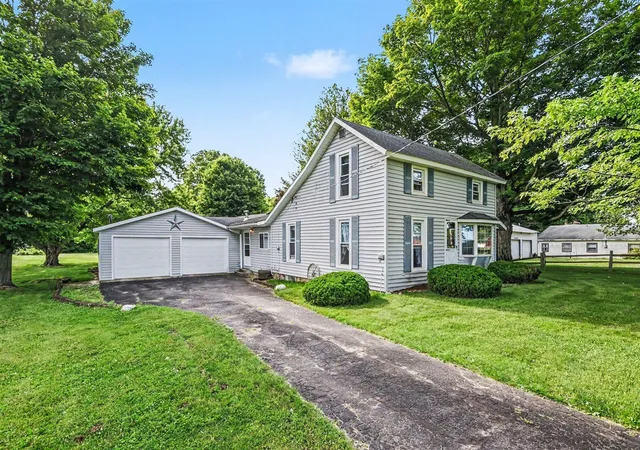 Homes for sale in Cassopolis, MI | 58655 Penn Rd, Cassopolis, MI 49031 | MLS# 70539453