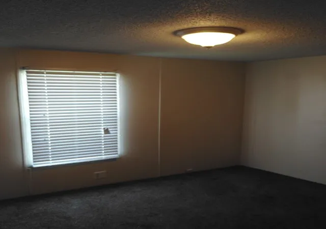 27th image of 112 Rebellion Dr, Flint, MI 48507 | MLS# 50209434