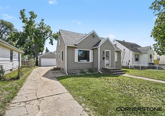 Photo 2 of Sale Pending at 328 Jean St, Grand Rapids, MI 49548 | MLS# 70554992 | Listing updated on 2026-09-01