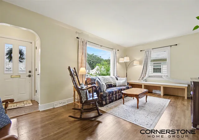 Photo 3 of Sale Pending at 328 Jean St, Grand Rapids, MI 49548 | MLS# 70554992 | Listing updated on 2026-09-01
