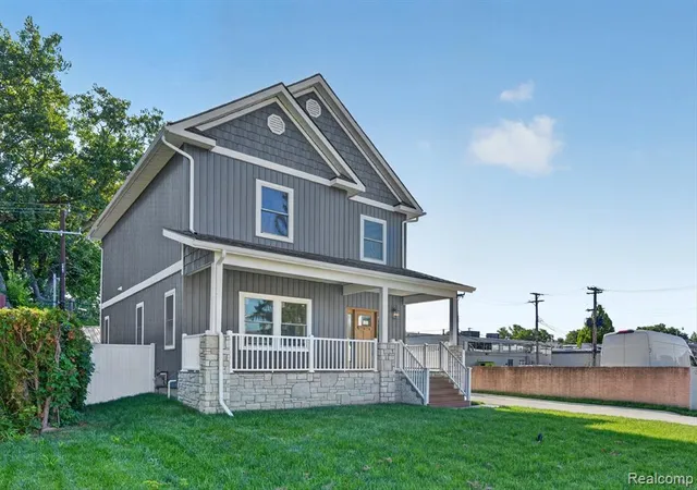 Photo 3 of Single family home for sale at 1820 Robina Ave, Berkley, MI 48072 4001 | MLS# 61025834 | Listing updated on 2026-08-31