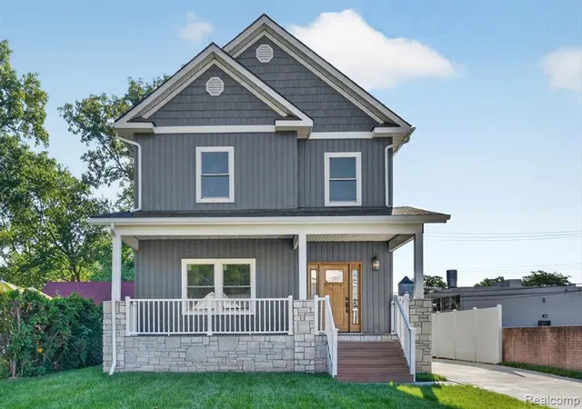 Photo 5 of Single family home for sale at 1820 Robina Ave, Berkley, MI 48072 4001 | MLS# 61025834 | Listing updated on 2026-08-31