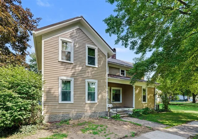 Photo 2 of Single family home for sale at 265 E 4th Street, Constantine, MI 49042 | MLS# 70550670 | Listing updated on 2026-10-03