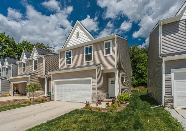 1st image of 122 Parsons Ln, Saline, MI 48176 | MLS# 70543733
