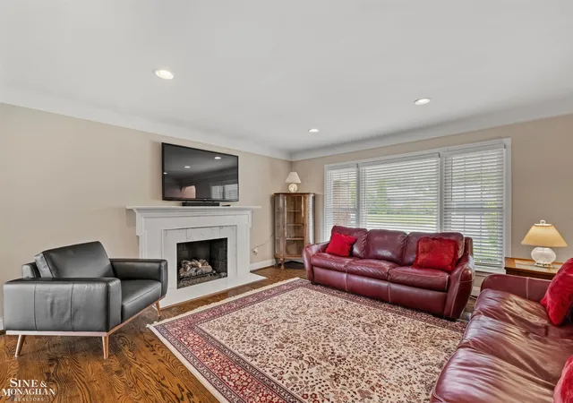Homes for sale in Grosse Pointe Woods, MI | 816 Hidden Ln, Grosse Pointe Woods, MI 48236 | MLS# 50214665