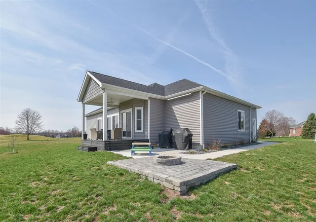 Photo 3 of Sale Pending at 561 Wedge Ct, Coldwater, MI 49036 | MLS# 70512394 | Listing updated on 2026-07-24