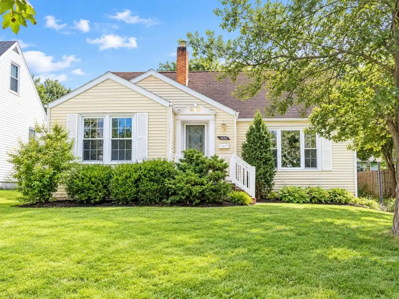 Photo 1 of Single family home for sale at 1822 Mayfair Dr, Grand Rapids, MI 49503 | MLS# 70563363 | Listing updated on 2026-10-21