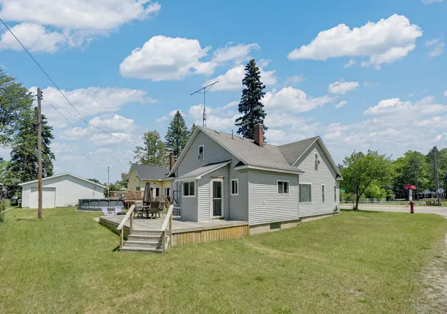 Homes for sale in Lake City, MI | 401 N Main St, Lake City, MI 49651 | MLS# 80069778