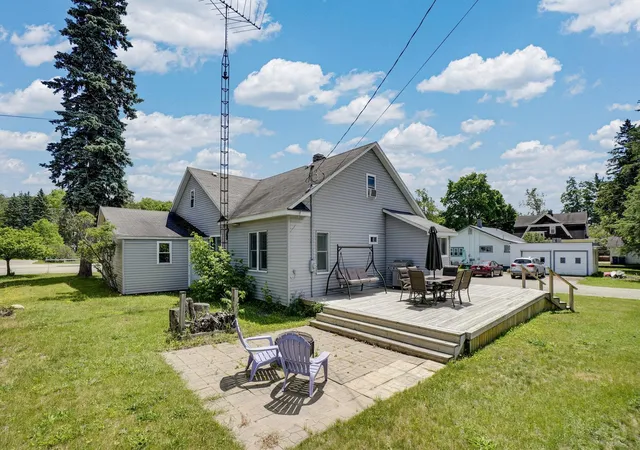 Homes for sale in Lake City, MI | 401 N Main St, Lake City, MI 49651 | MLS# 80069778