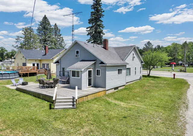 Homes for sale in Lake City, MI | 401 N Main St, Lake City, MI 49651 | MLS# 80069778