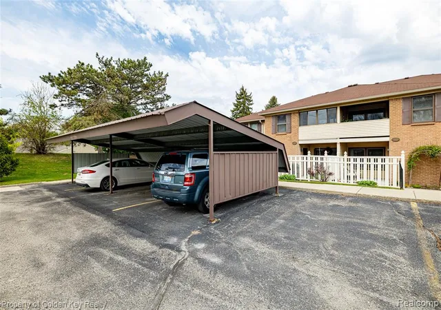 Homes for sale in Northville, MI | 19625 Northridge Dr #57, Northville, MI 48167 | MLS# 60993751