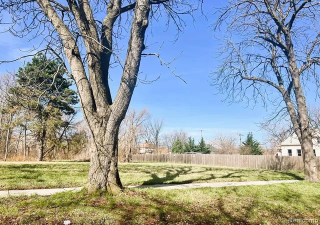 1st image of 3561 Lovett St, Detroit, MI 48210 | MLS# 60382253