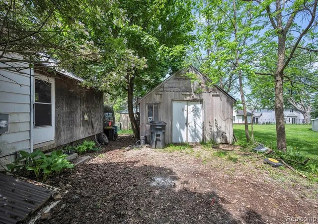 Homes for sale in Lapeer, MI | 2200 W Oregon St, Lapeer, MI 48446 | MLS# 60998210