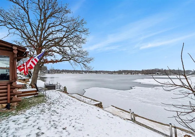 5th image of 146 W Crooked Lake Dr, Kalamazoo, MI 49009 | MLS# 70511641