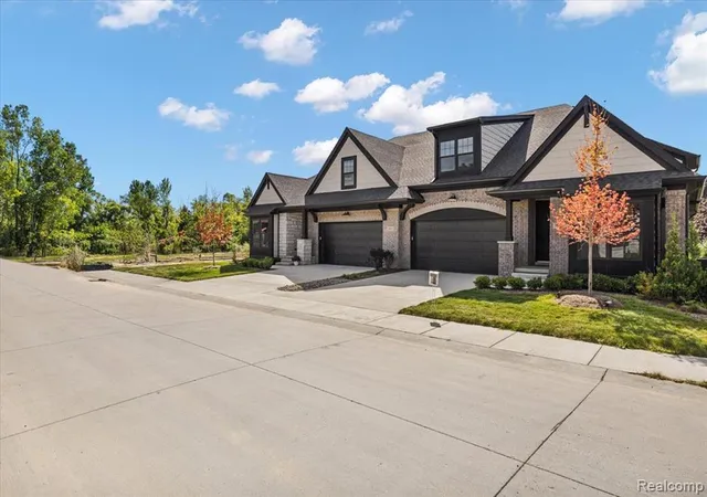 2nd image of 2032 Breckenridge Ct #9, Rochester Hills, MI 48307 | MLS# 60944059