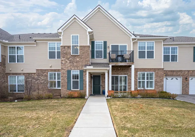 Photo 1 of Condo for sale at 9836 Ridge Run St, Hartland Twp, MI 48855 | MLS# 50220240 | Listing updated on 2026-09-07