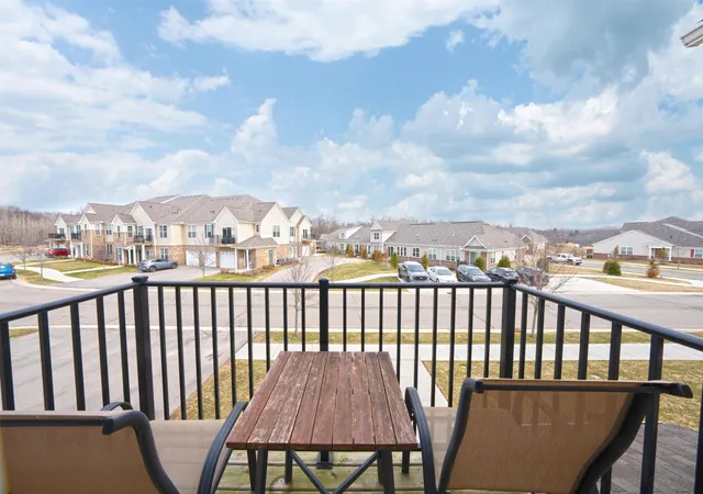 Photo 3 of Condo for sale at 9836 Ridge Run St, Hartland Twp, MI 48855 | MLS# 50220240 | Listing updated on 2026-09-07