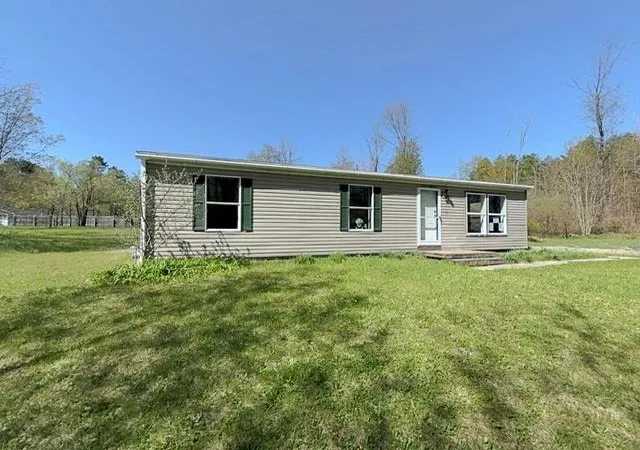 Homes for sale in Interlochen, MI | 20956 Fewins Rd, Interlochen, MI 49643 | MLS# 80069366