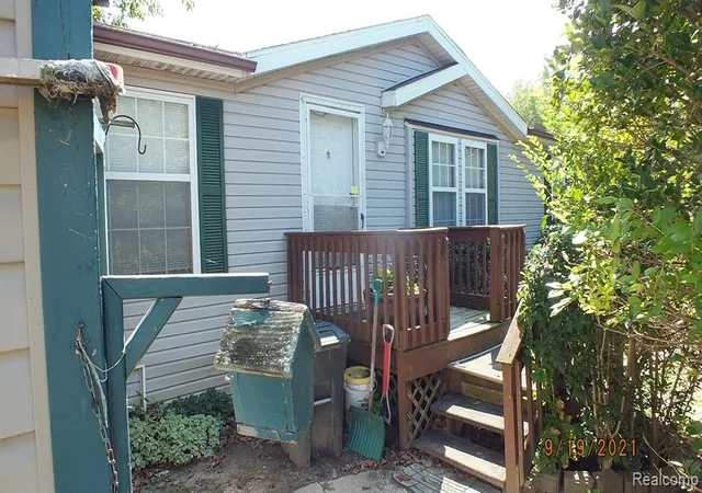 5th image of 54 Riverview Dr, Erie, MI 48133 | MLS# 61008620