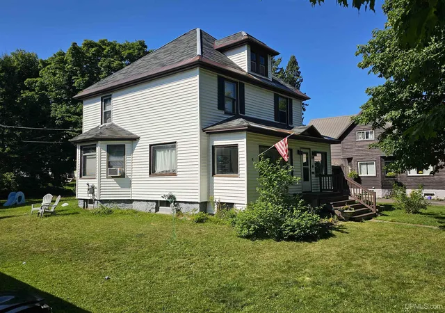 Photo 1 of Single family home for sale at 529 Pewabic St, Laurium, MI 49913 | MLS# 50218530 | Listing updated on 2026-09-05