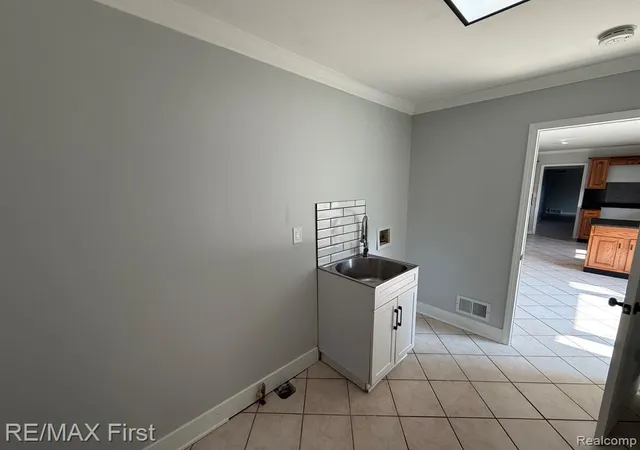 Photo 4 of Sale Pending at 53990 N Foster Rd, Chesterfield, MI 48051 | MLS# 60920916 | Listing updated on 2025-10-03