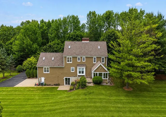 2nd image of 608 E Bluegrass Rd, Mount Pleasant, MI 48858 | MLS# 80069858