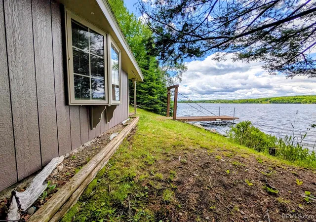 Homes for sale in Iron River, MI | 110 Stanley Lake Dr, Iron River, MI 49935 | MLS# 50212497