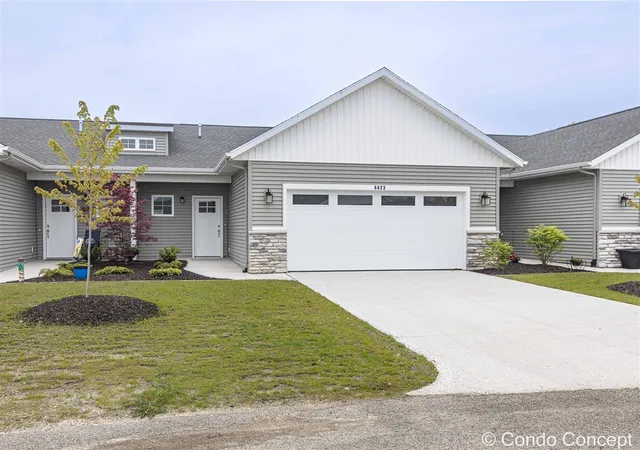 Homes for sale in Grand Rapids, MI | 6623 Shoreside Ct, Grand Rapids, MI 49548 | MLS# 70532476
