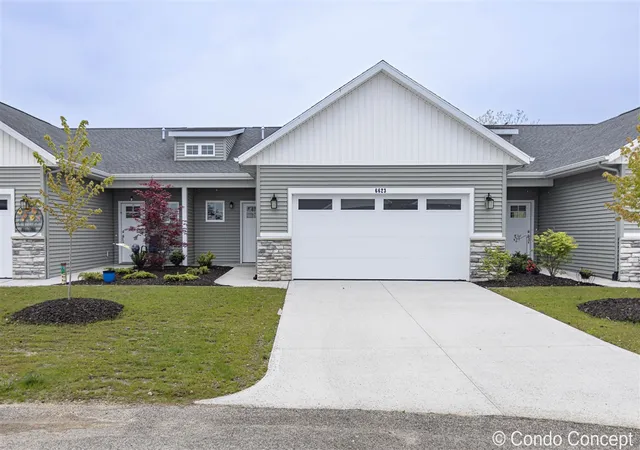 Homes for sale in Grand Rapids, MI | 6623 Shoreside Ct, Grand Rapids, MI 49548 | MLS# 70532476